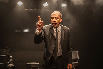 Joe Morton as Dick Gregory